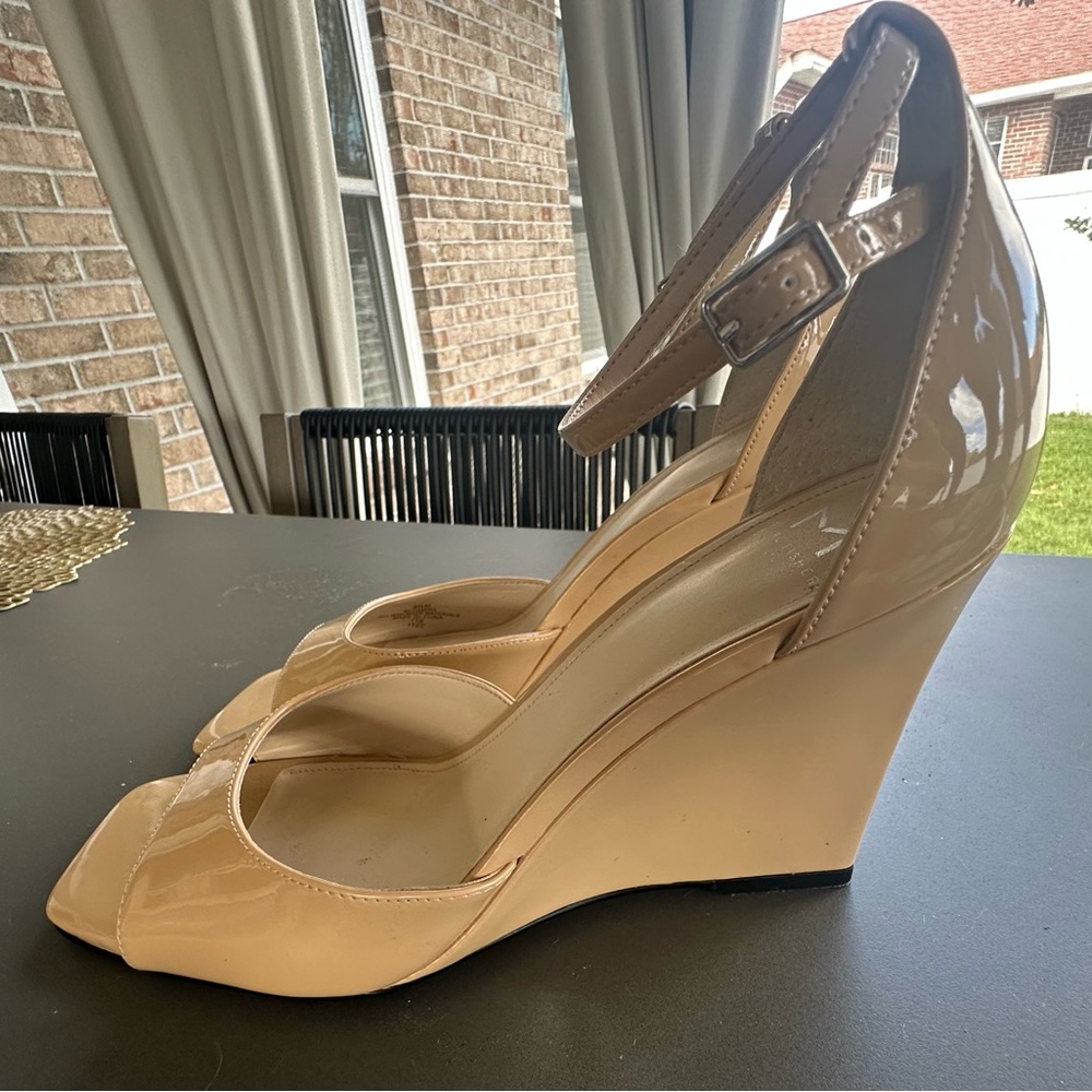 Marc Fisher Women's‎ Camira Wedge Sandal - Size 9.5